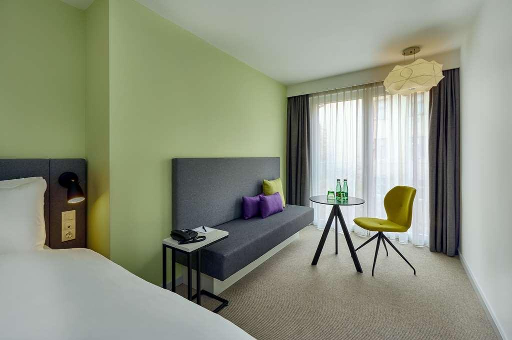 H+ Hotel Wien Room photo